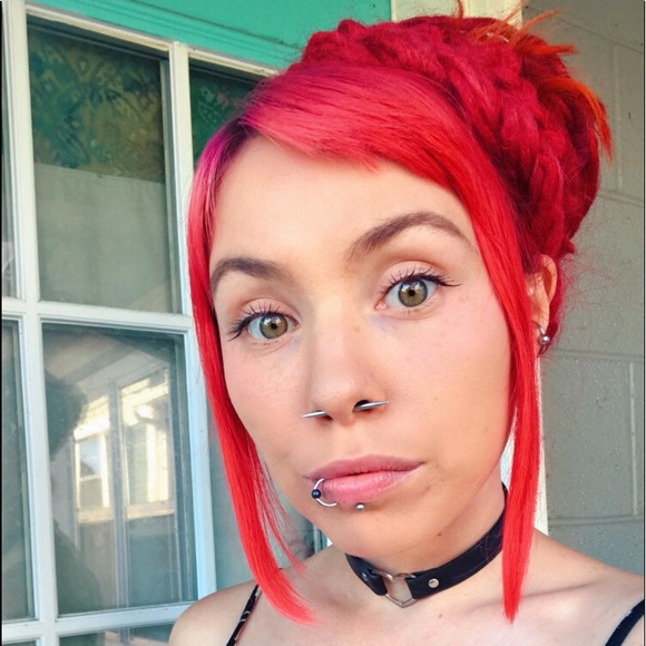 Cherie Cherie Quite Contrary - Picture 4 of 4